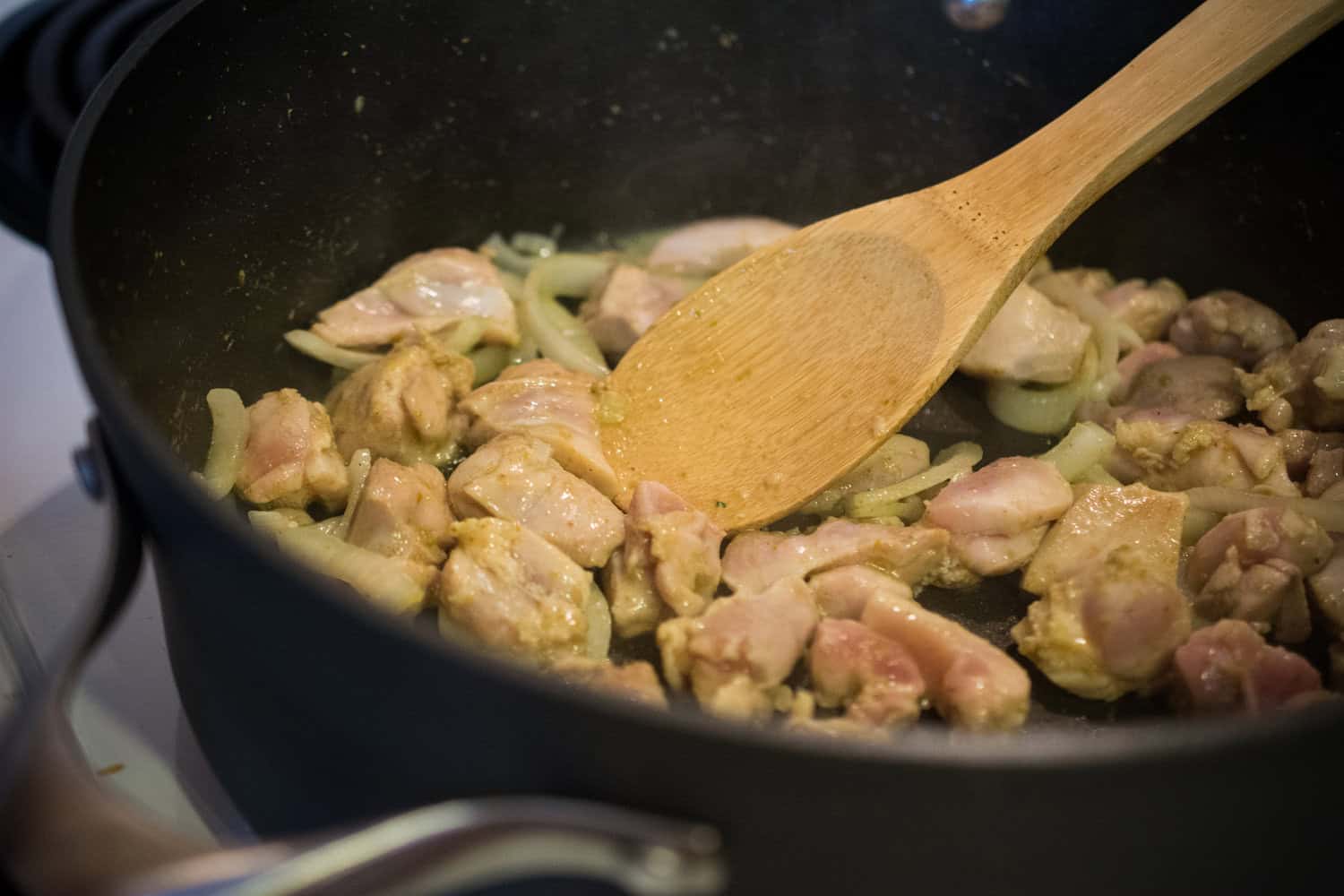 Easy Green Curry with Chicken Wok & Skillet