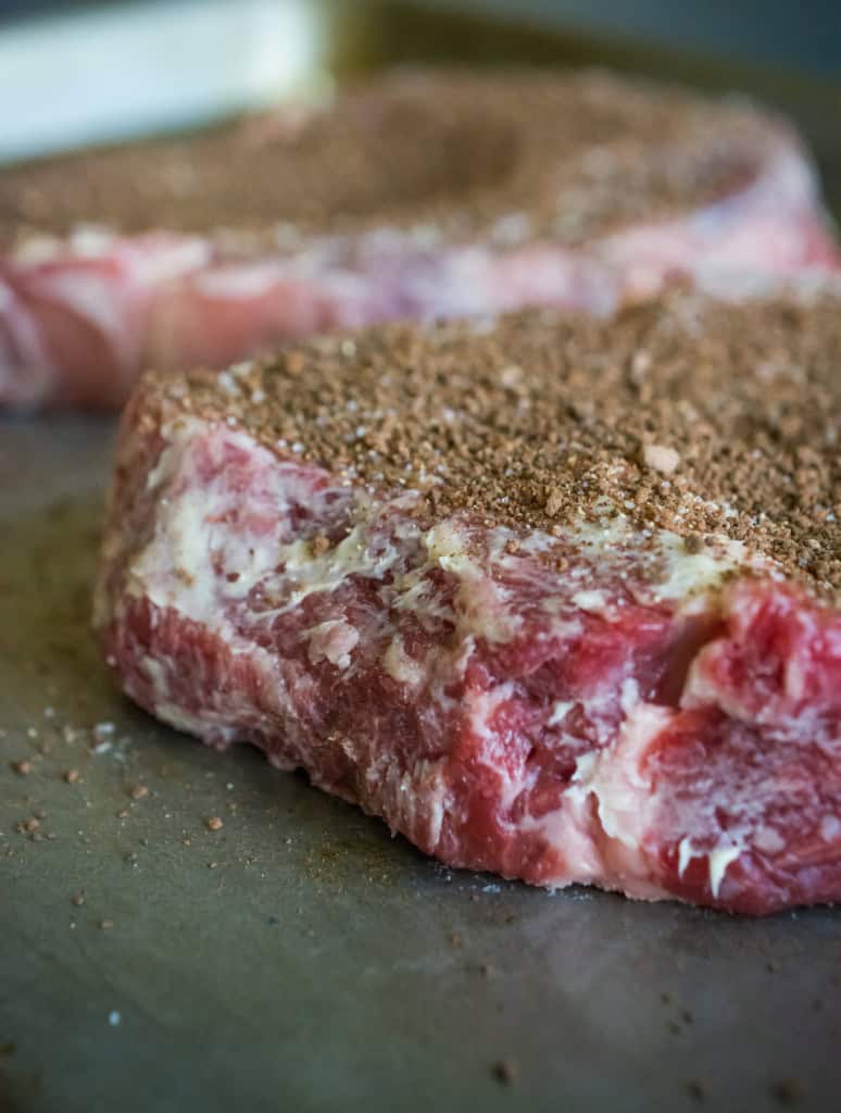 steak with dry rub