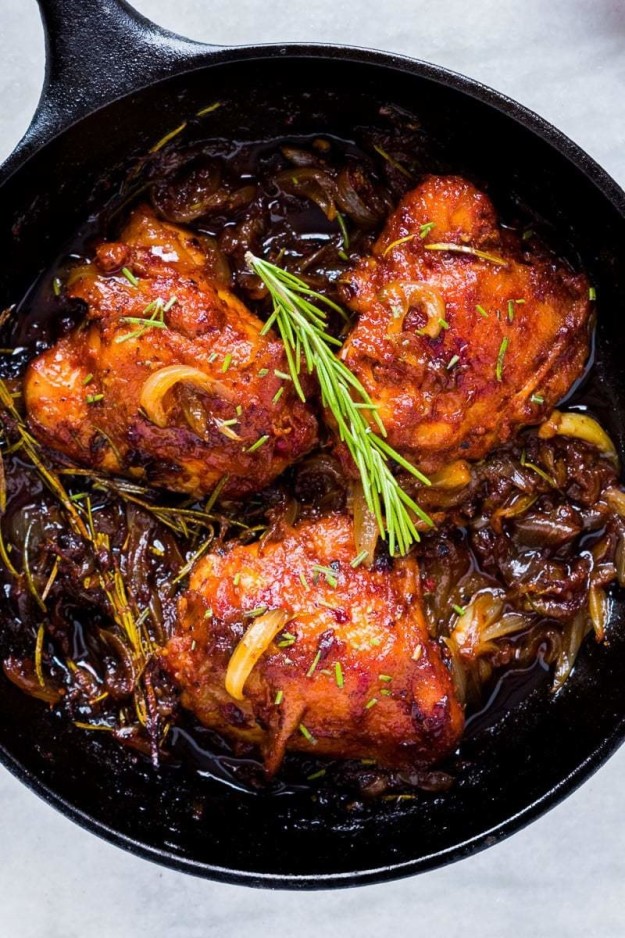 25 Delicious Recipes You Can Make in a Cast Iron Skillet