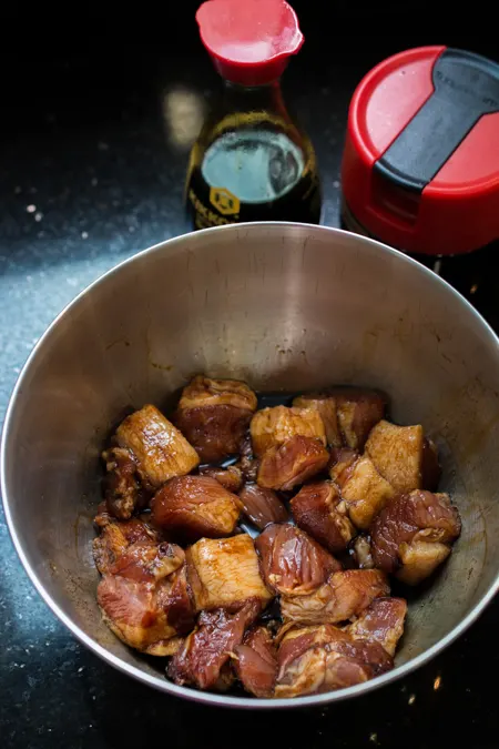 Tau Eu Bak (Pork Belly Braised In Soy Sauce) is a popular and well-loved dish among the Malaysian Chinese community. Tender pork belly slowly braised in a light soy sauce broth with a hint of garlic. 