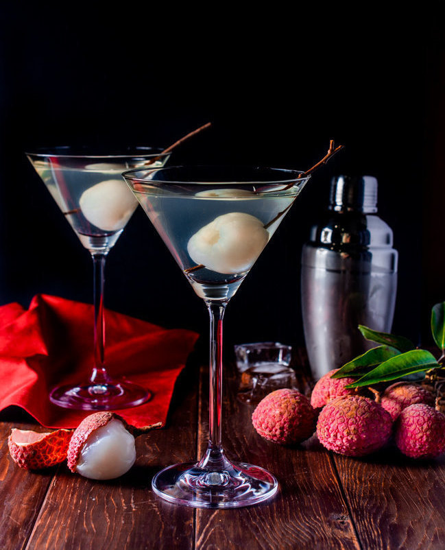 Lychee Martini with fresh lychee