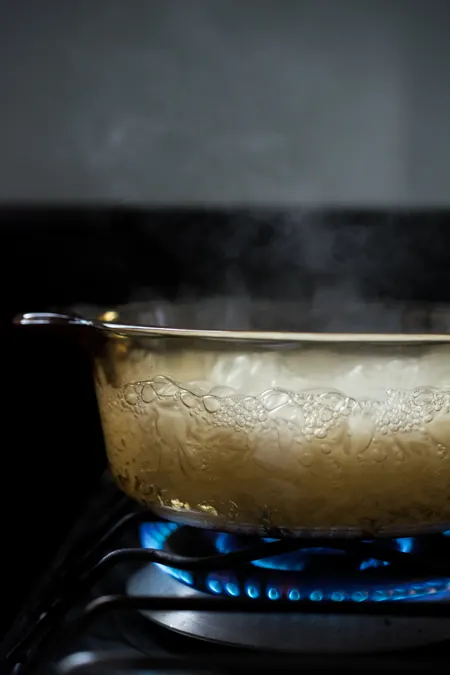 boiling rice on the stove