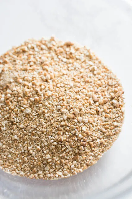 ground toasted rice in glass bowl