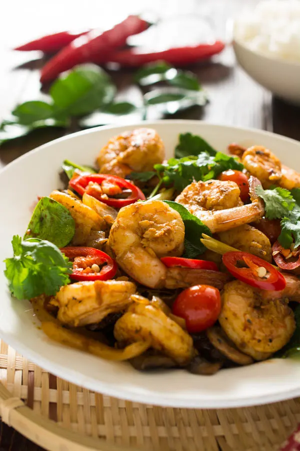 thai tom yum shrimp stir fry