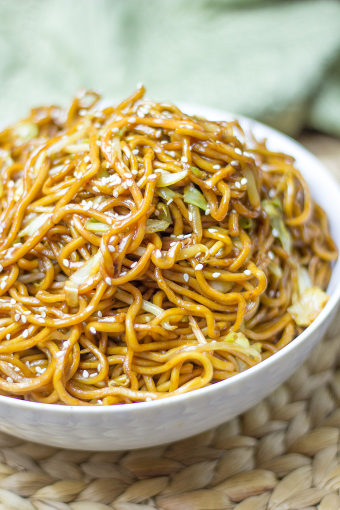 Chinese restaurant recipes -chow mein