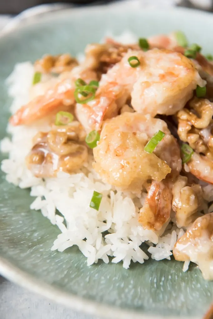 Chinese restaurant recipes - honey walnut shrimp