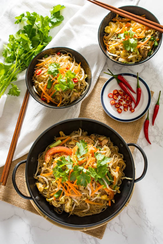 Pad Woon Sen (Thai Stir Fried Glass Noodles) Wok & Skillet