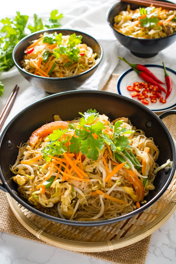Pad Woon Sen Thai Stir Fried Glass Noodles Wok Skillet,Bread Storage Basket