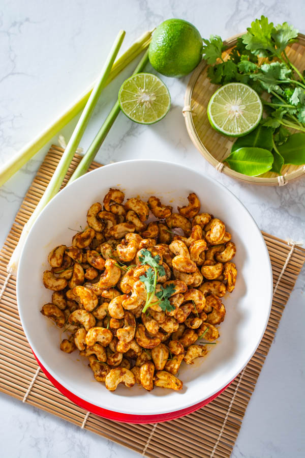 tom yum cashews