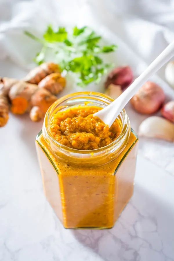 thai yellow curry paste in a jar