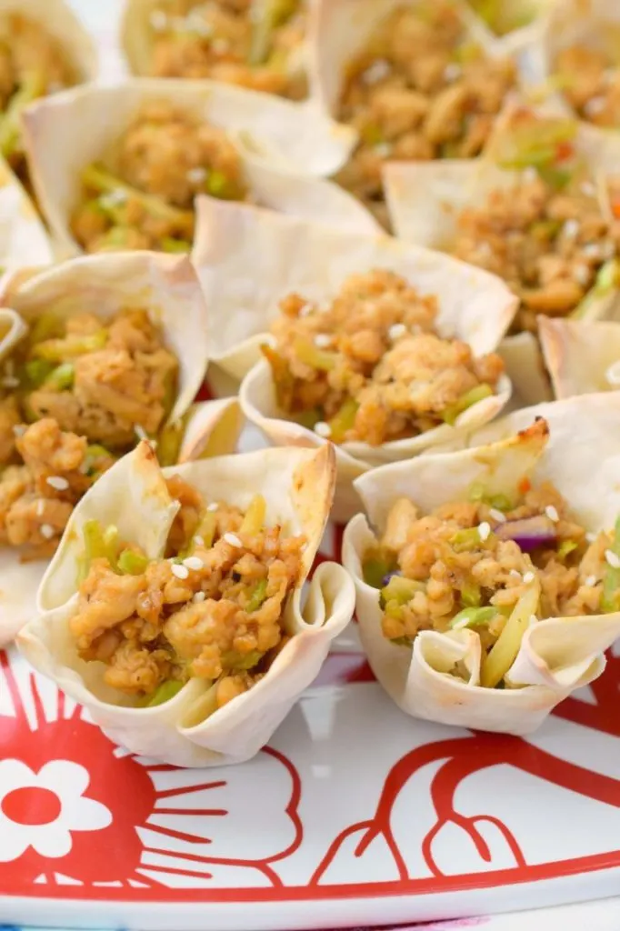 ASIAN CHICKEN WONTON CUPS