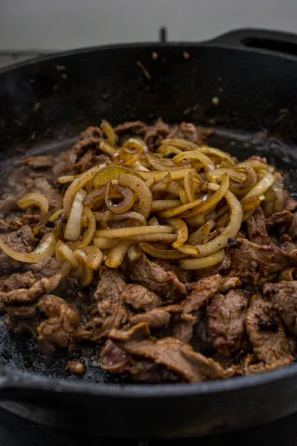 onions on top of beef bulgogi