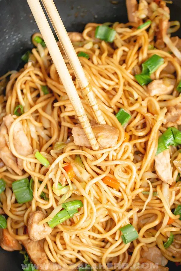 chicken chow mein