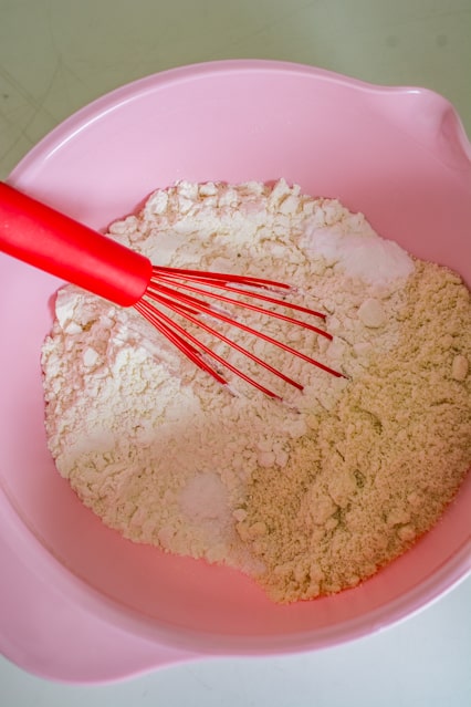 dry ingredients for chinese almond cookies