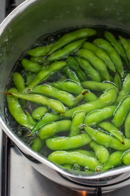 boiling edamame pods