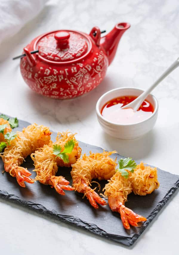 Goong Sarong (Deep-Fried Shrimp Wrapped in Vermicelli Noodles)