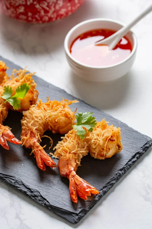 Deep-Fried Shrimp Wrapped in Vermicelli Noodles (Goong Sarong)