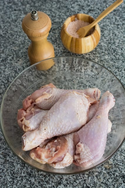 marinating chicken drumsticks with salt and pepper