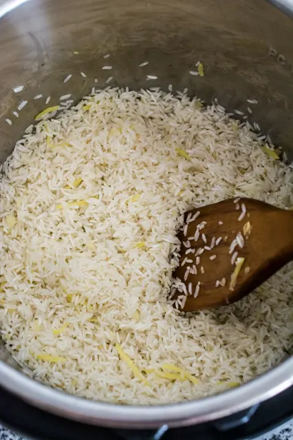 sauteing uncooked rice, ginger and garlic in Instant Pot