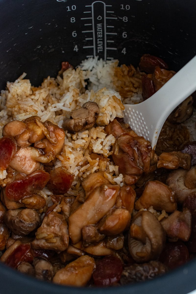 Claypot Chicken Rice in the rice cooker