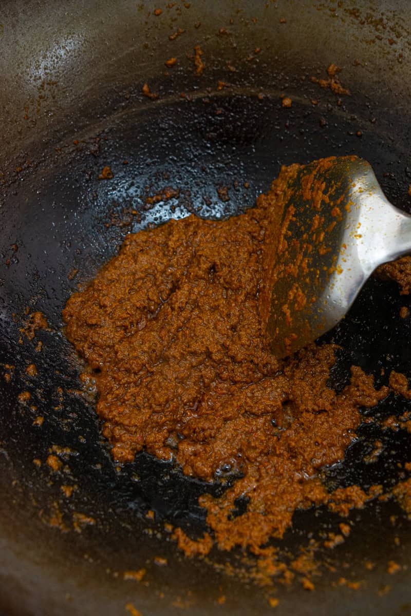 chicken curry spice paste after tumis process