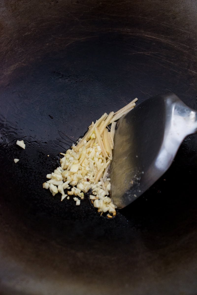 stir frying garlic and ginger