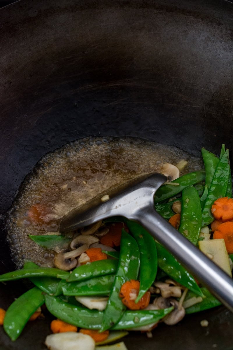boiling the sauce for stir fry